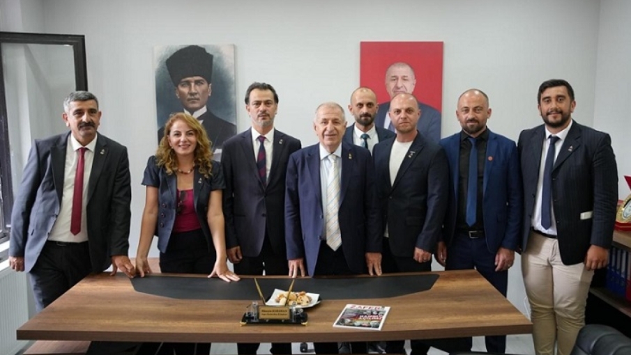 Ümit Özdağ’ dan Zafer Partisi Rize İl Başkanlığı’na Ziyaret